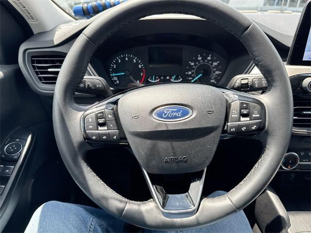used 2022 Ford Escape car, priced at $21,184