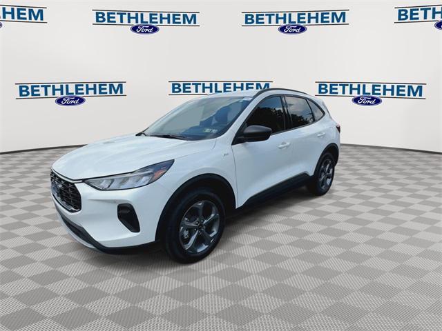 new 2025 Ford Escape car, priced at $29,380