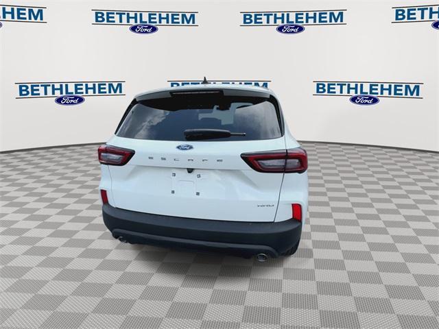 new 2025 Ford Escape car, priced at $29,380