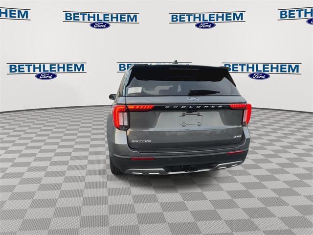 new 2025 Ford Explorer car, priced at $49,255