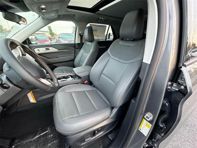 new 2025 Ford Explorer car, priced at $49,255