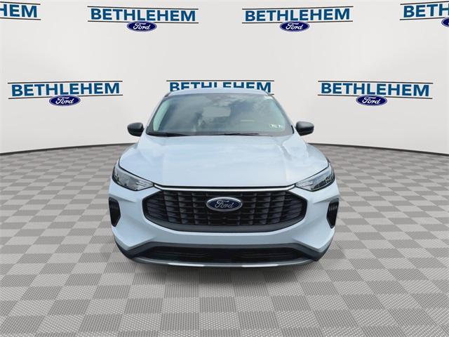 new 2025 Ford Escape car, priced at $28,385