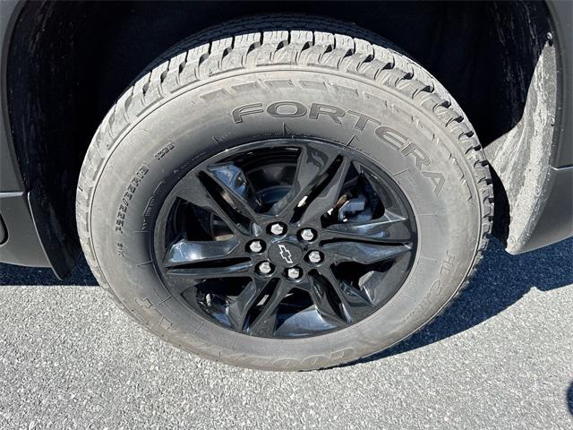 used 2022 Chevrolet Traverse car, priced at $23,659