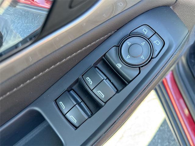 used 2022 Chevrolet Traverse car, priced at $23,659