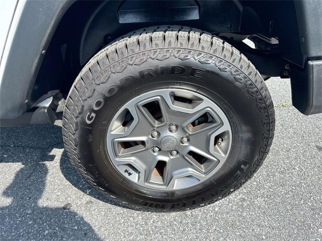 used 2017 Jeep Wrangler Unlimited car, priced at $23,192