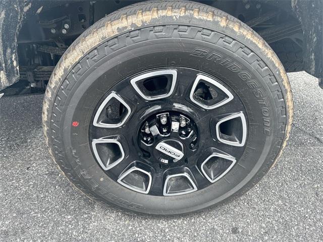 new 2025 Ford F-250 car, priced at $98,770