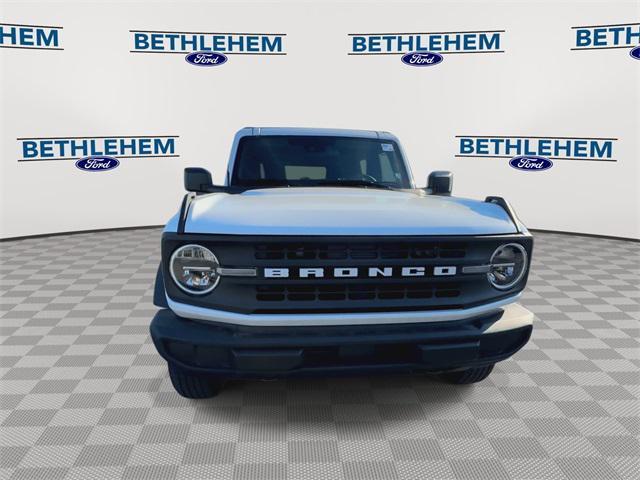 new 2025 Ford Bronco car, priced at $42,575