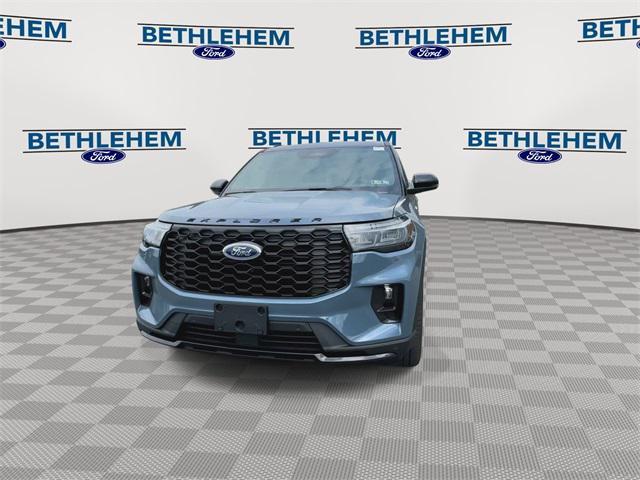 new 2025 Ford Explorer car, priced at $50,657