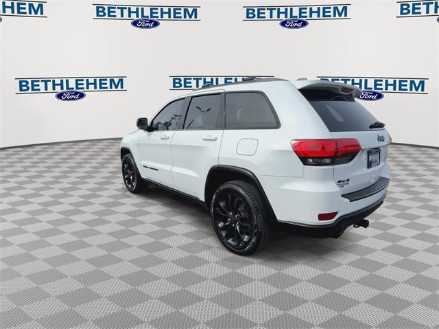 used 2018 Jeep Grand Cherokee car, priced at $15,579