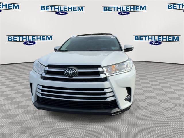 used 2019 Toyota Highlander car, priced at $22,500