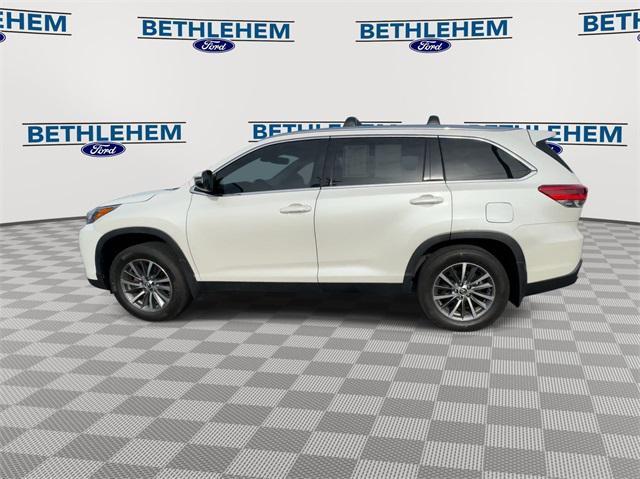 used 2019 Toyota Highlander car, priced at $22,500