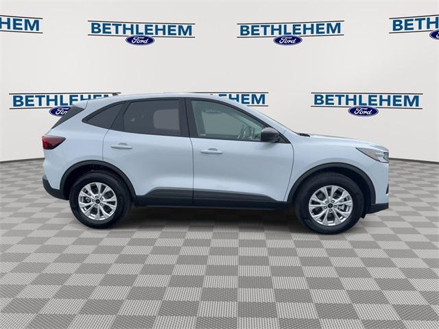 new 2025 Ford Escape car, priced at $30,455