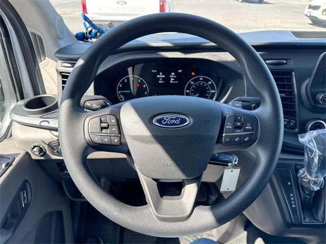 new 2025 Ford Transit-250 car
