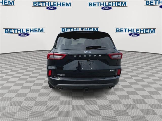 new 2025 Ford Escape car, priced at $38,130