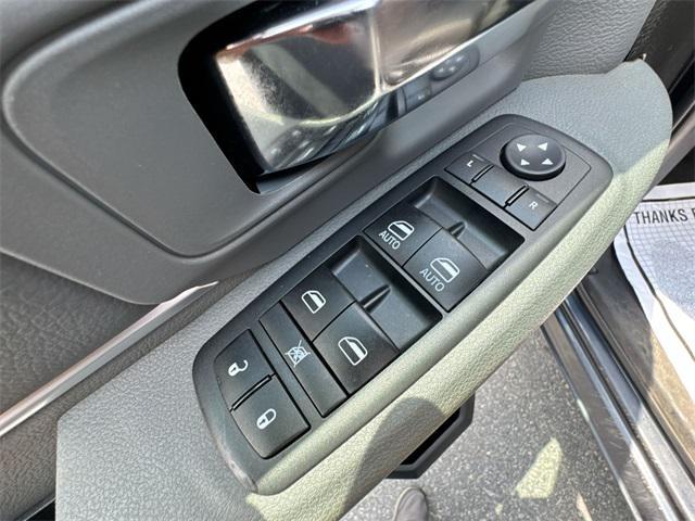 used 2020 Ram 1500 Classic car, priced at $28,500