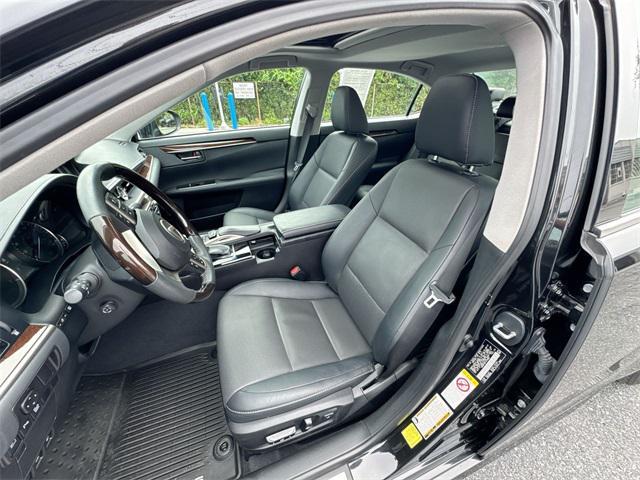 used 2018 Lexus ES 350 car, priced at $24,201