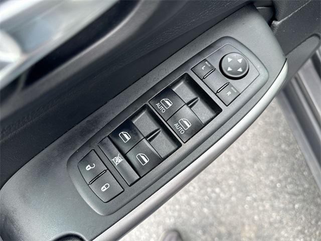 used 2021 Jeep Cherokee car, priced at $23,100