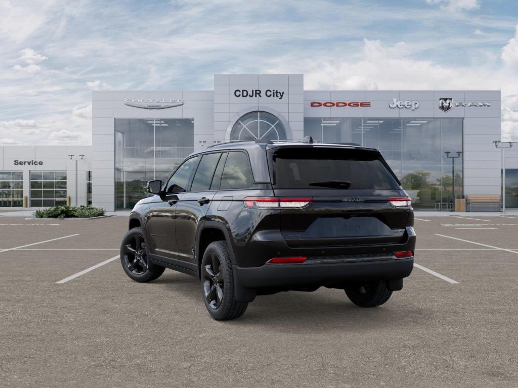 new 2025 Jeep Grand Cherokee car, priced at $45,909