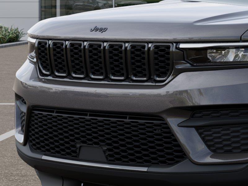 new 2025 Jeep Grand Cherokee car, priced at $43,148