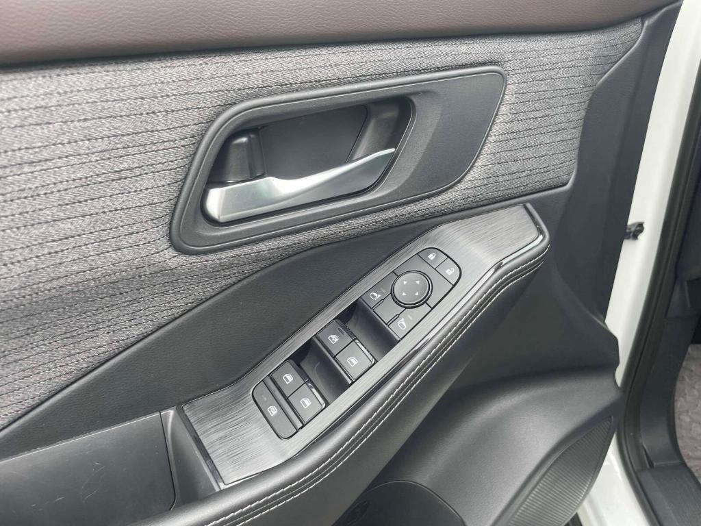 used 2021 Nissan Rogue car, priced at $21,000