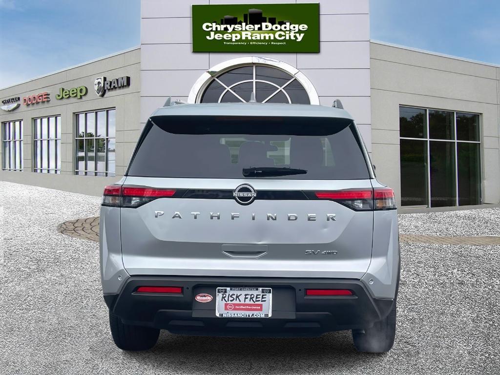 used 2024 Nissan Pathfinder car