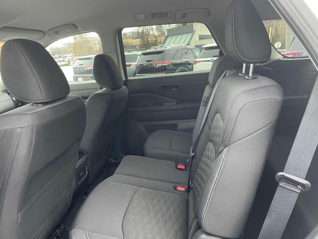 used 2024 Nissan Pathfinder car