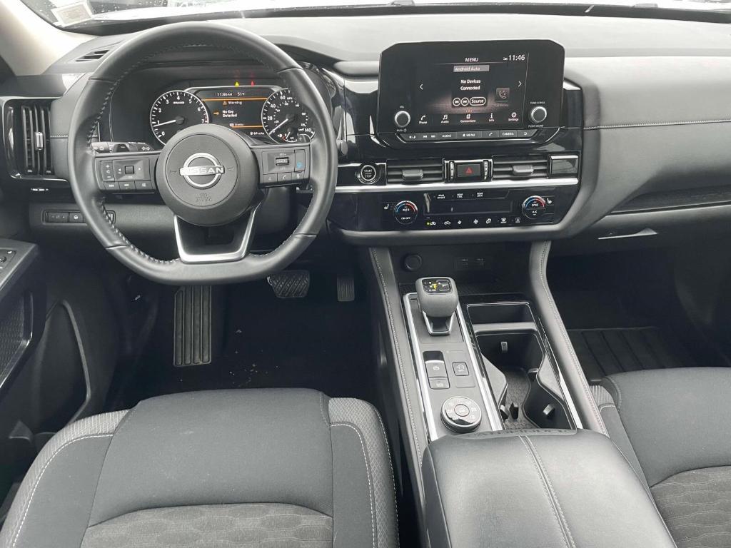used 2024 Nissan Pathfinder car