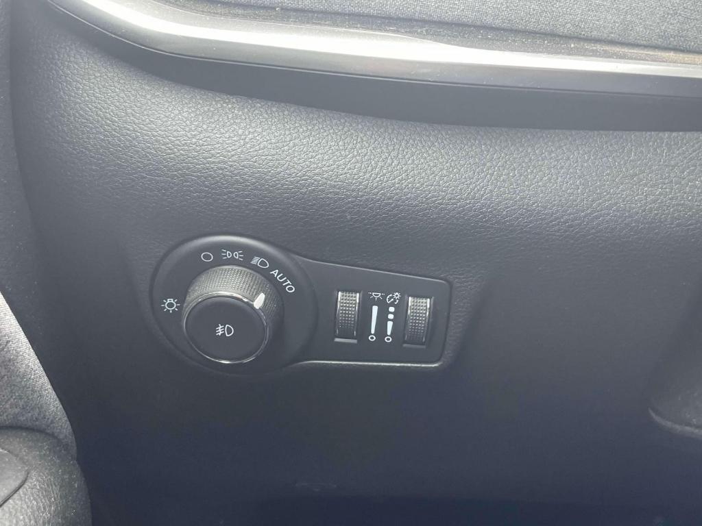 used 2022 Jeep Compass car, priced at $22,798