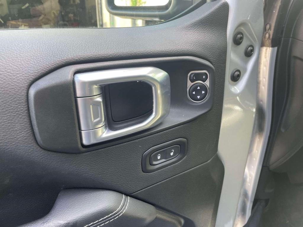 used 2022 Jeep Wrangler Unlimited car, priced at $37,888