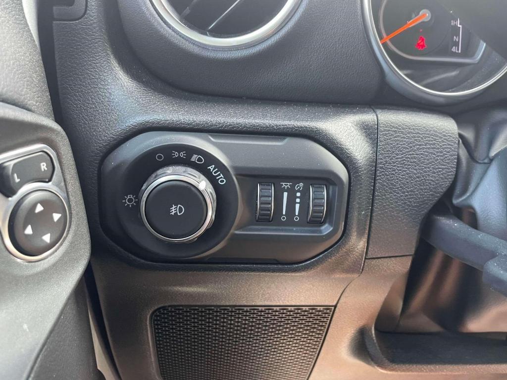 used 2022 Jeep Wrangler Unlimited car, priced at $37,888