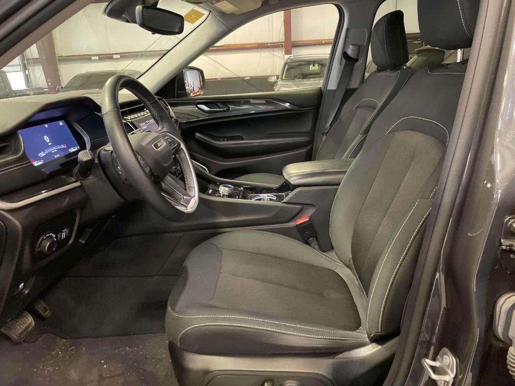 used 2022 Jeep Grand Cherokee L car, priced at $30,883