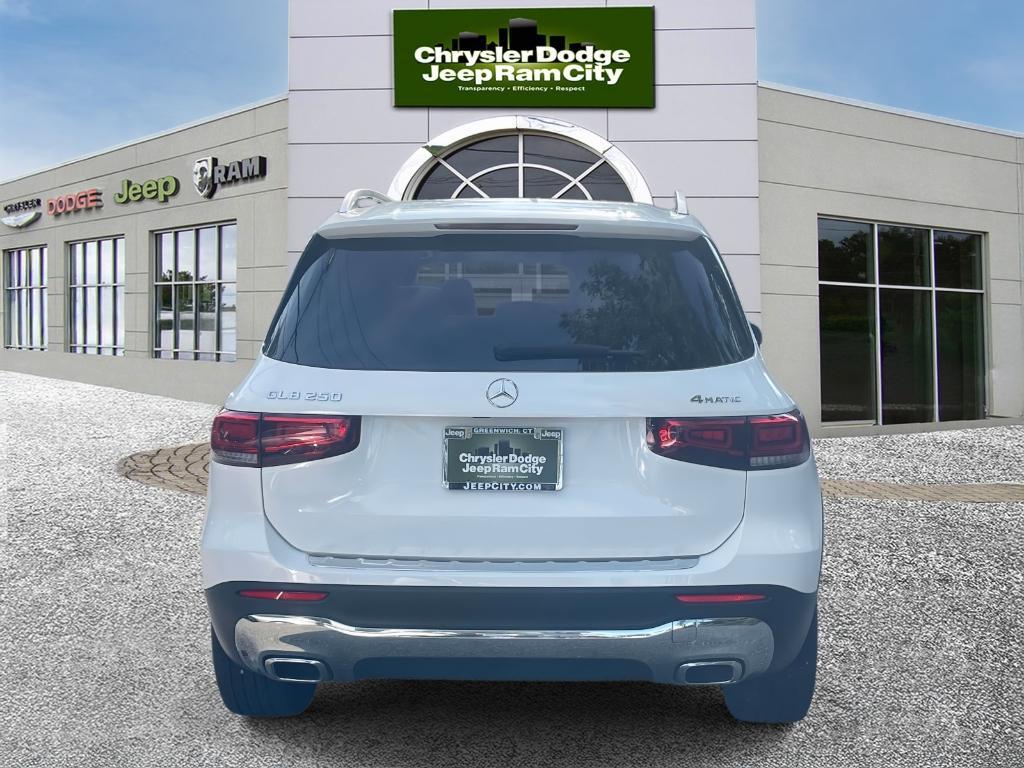 used 2021 Mercedes-Benz GLB 250 car, priced at $26,888