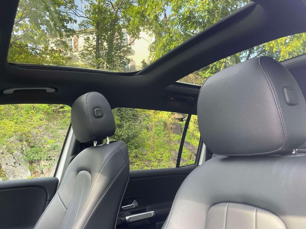 used 2021 Mercedes-Benz GLB 250 car, priced at $26,888