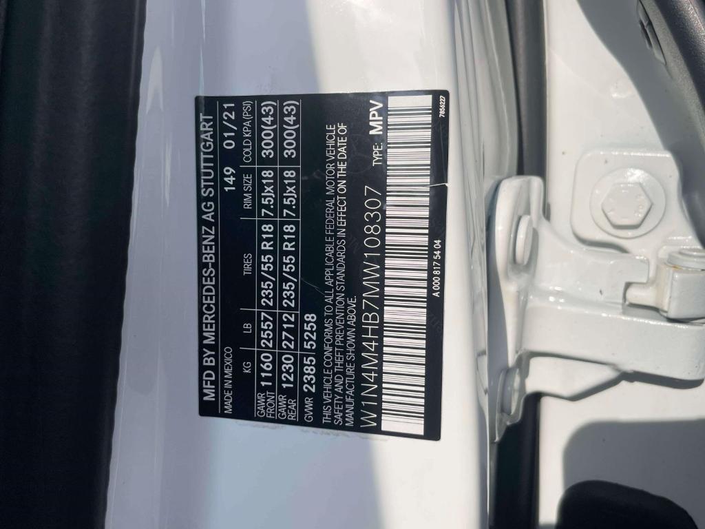 used 2021 Mercedes-Benz GLB 250 car, priced at $26,888