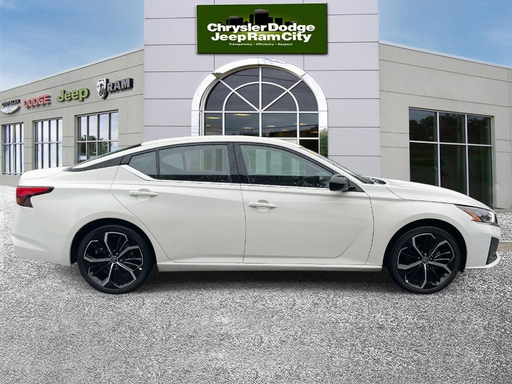 used 2025 Nissan Altima car, priced at $25,800