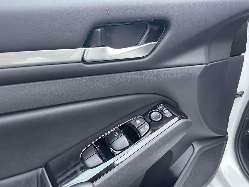 used 2025 Nissan Altima car