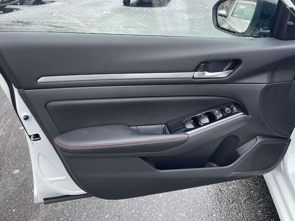 used 2025 Nissan Altima car, priced at $25,800