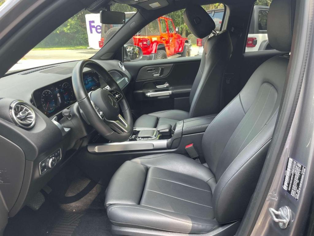 used 2021 Mercedes-Benz GLB 250 car, priced at $27,595