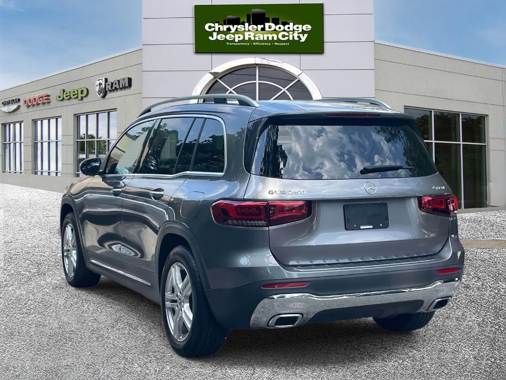 used 2021 Mercedes-Benz GLB 250 car, priced at $27,595