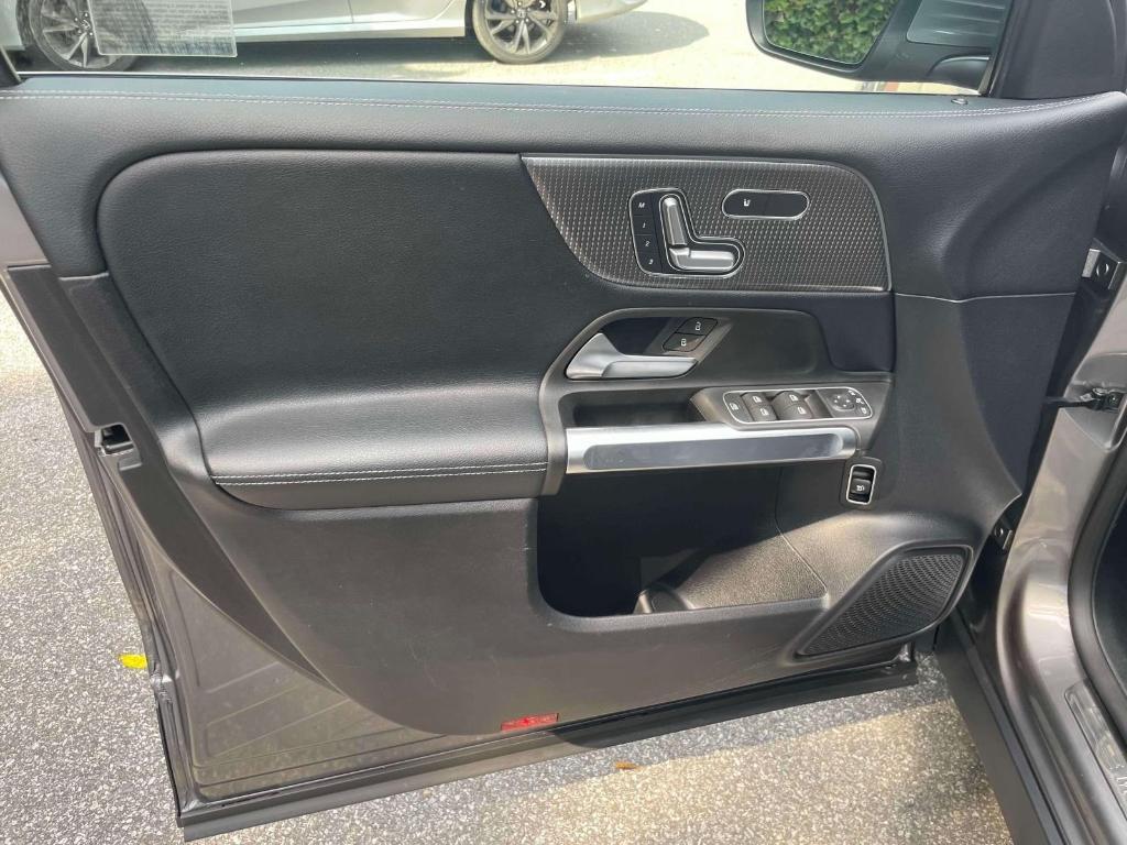 used 2021 Mercedes-Benz GLB 250 car, priced at $27,595