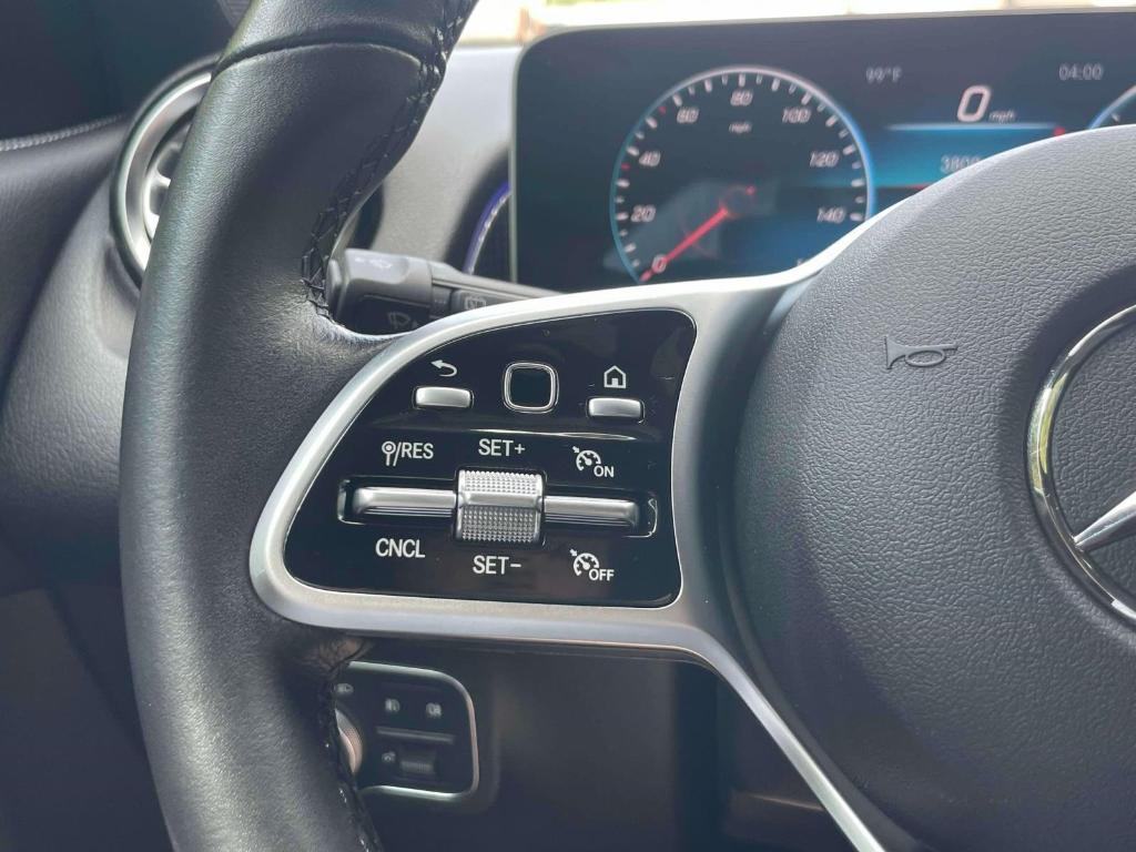 used 2021 Mercedes-Benz GLB 250 car, priced at $27,595