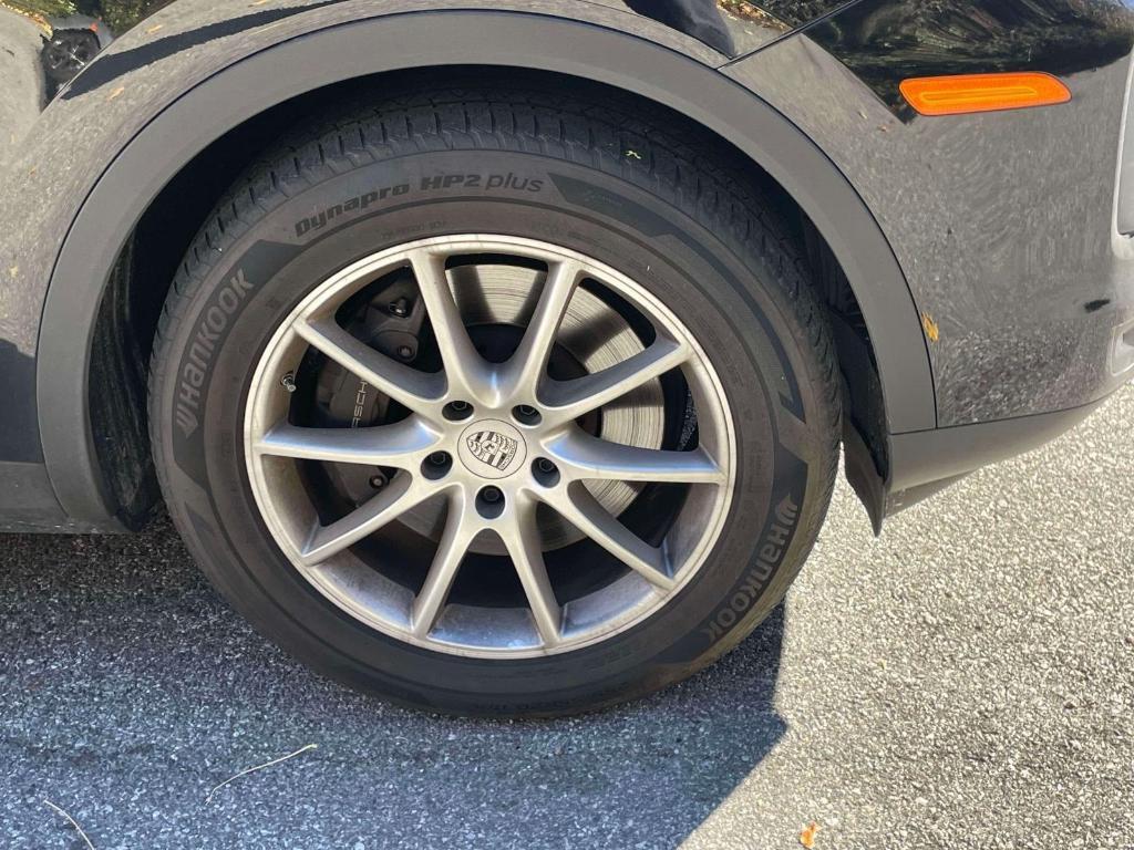 used 2024 Porsche Cayenne car, priced at $70,000