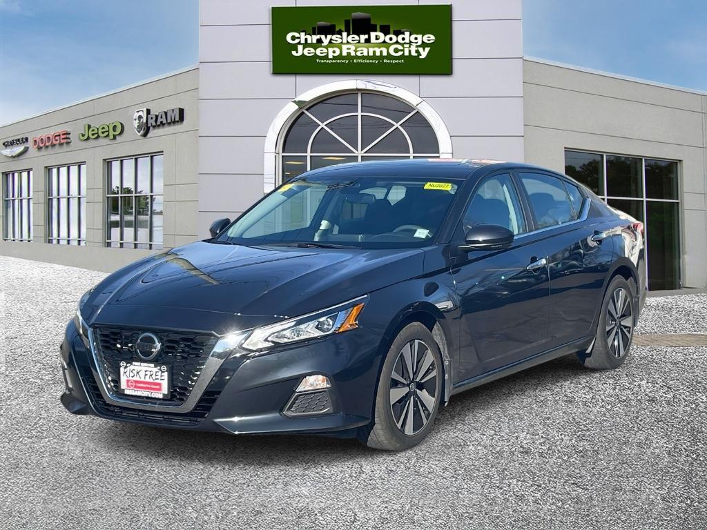 used 2021 Nissan Altima car