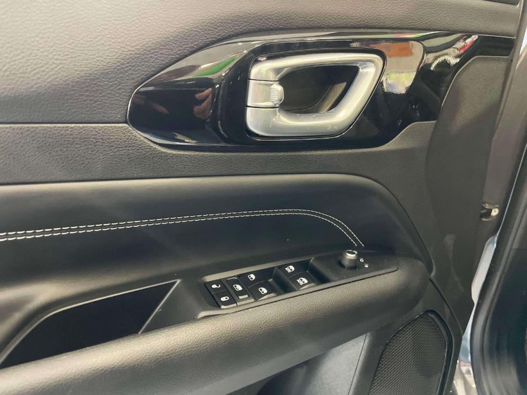 used 2023 Jeep Compass car, priced at $32,449