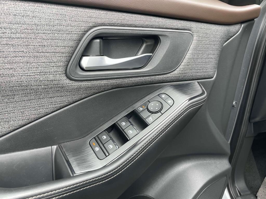 used 2021 Nissan Rogue car, priced at $21,980