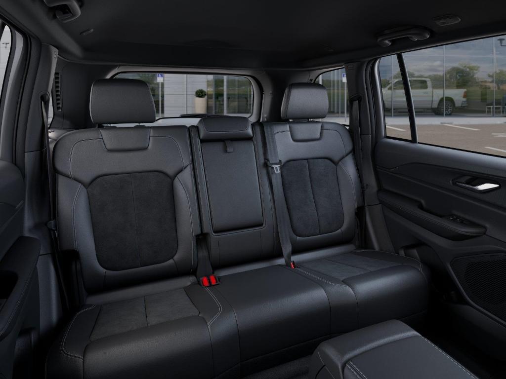 new 2025 Jeep Grand Cherokee car, priced at $40,070