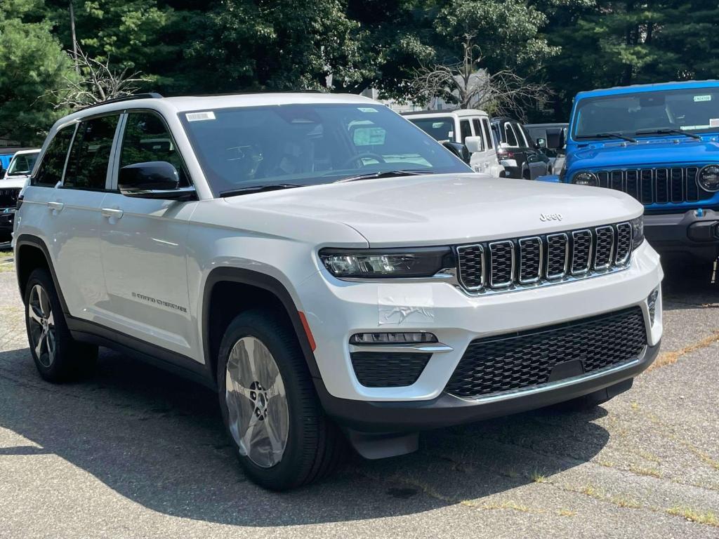 new 2024 Jeep Grand Cherokee car, priced at $54,840