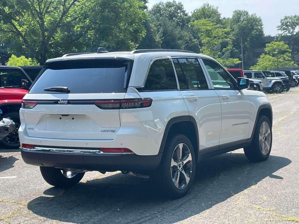 new 2024 Jeep Grand Cherokee car, priced at $54,840