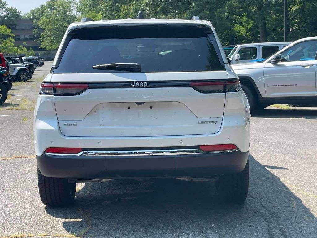 new 2024 Jeep Grand Cherokee car, priced at $54,840