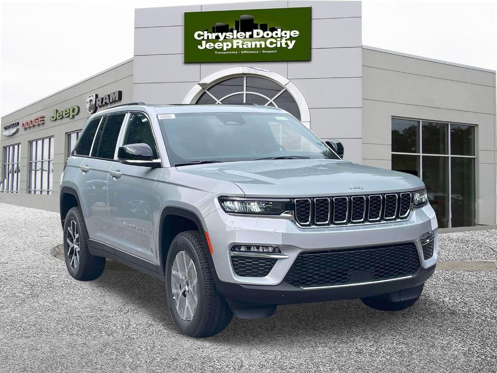 new 2024 Jeep Grand Cherokee car, priced at $52,810